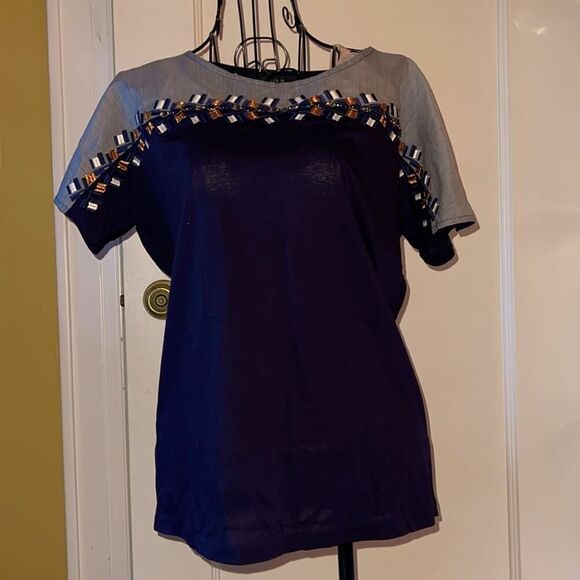 J. Crew T-shirt w embroidery NWOT XS - Picture 1 of 7